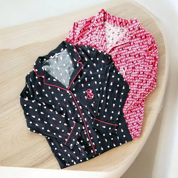 Victoria's Secret Other - Victoria's Secret Christmas Pajama Top Lot Of 2 Snowman Deer Red Black Sz Small